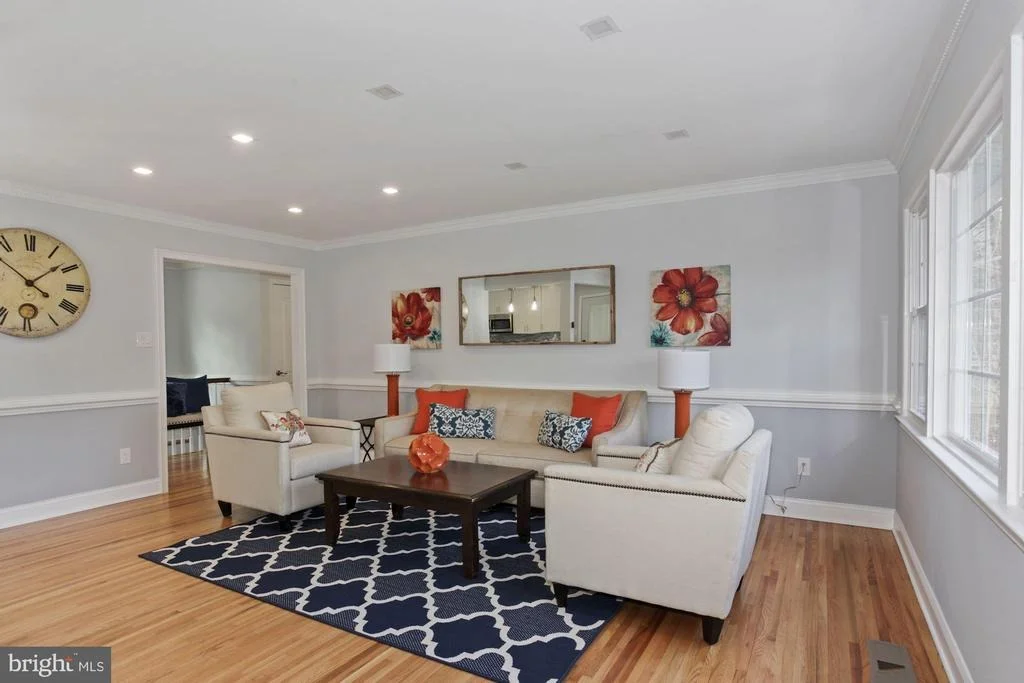 Photo of 6815 GILLINGS ROAD