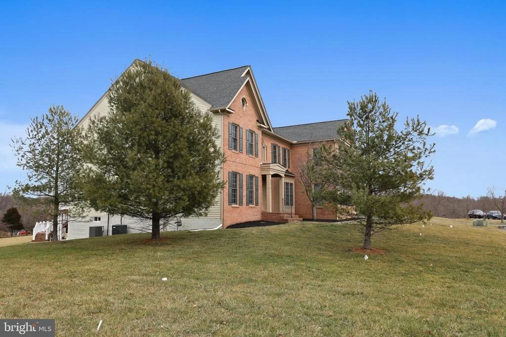 Photo of 24701 FARMVIEW LANE