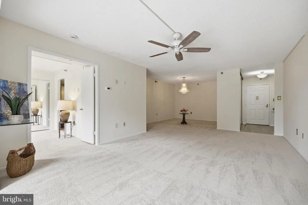 Photo of Unit 3215 at 15115 INTERLACHEN DRIVE