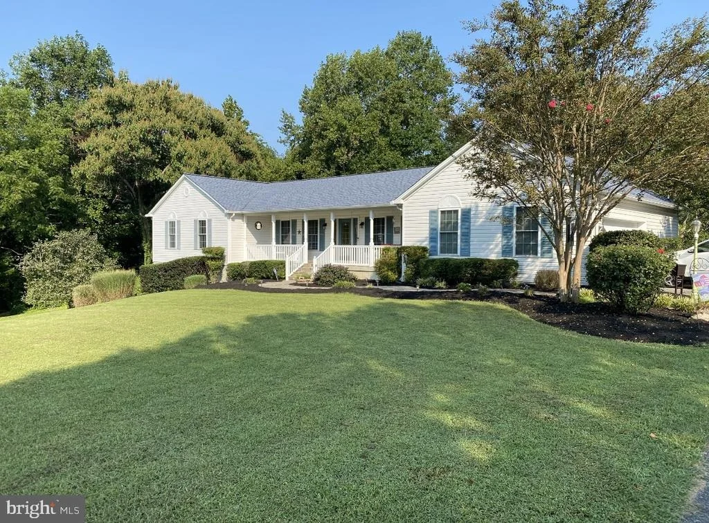Photo of 4025 BECKYS WAY