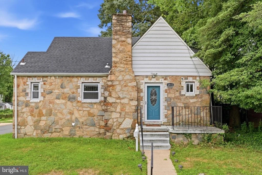 Photo of 6515 GATEWAY BOULEVARD