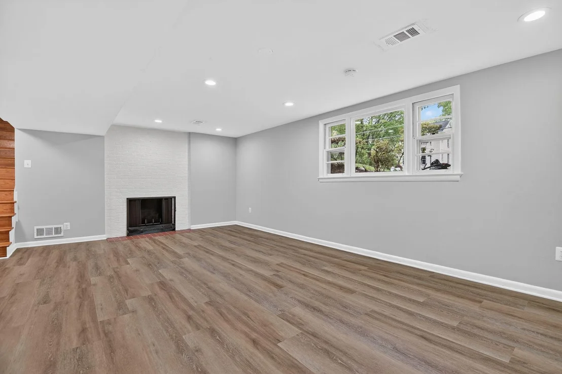 Photo of 6530 FAIRLAWN DRIVE