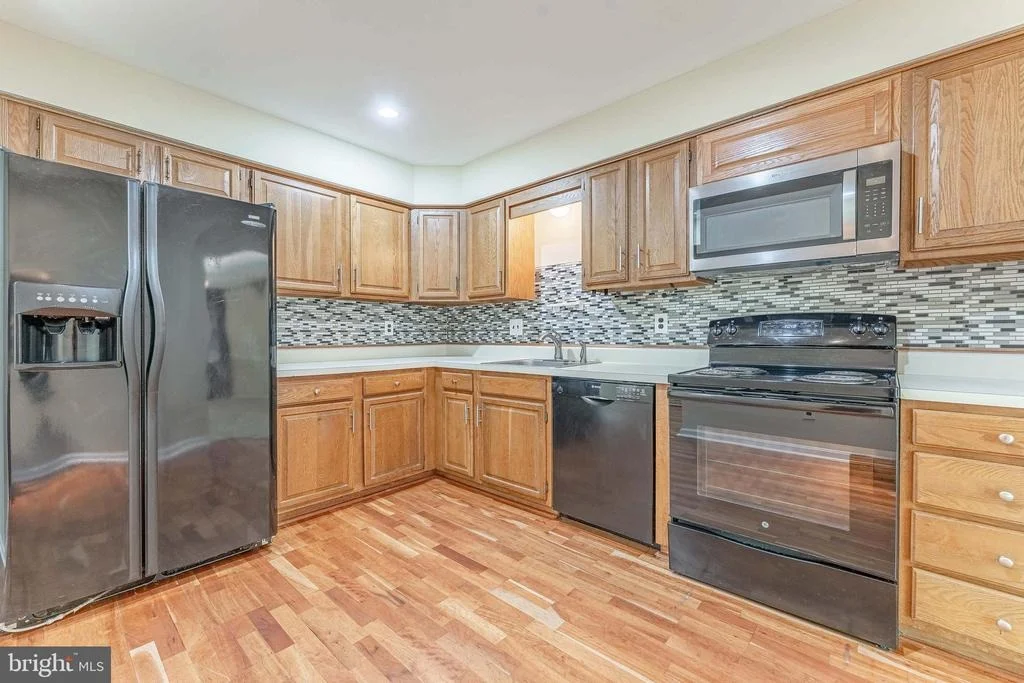 Photo of 11 CHATEAU CIRCLE