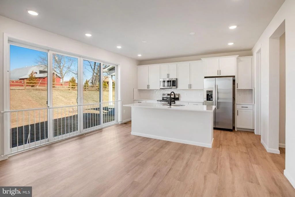 Photo of 611 CLOVER LANE