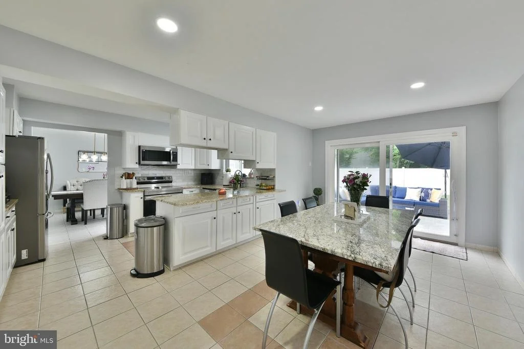 Photo of 8 WINDOVER LANE