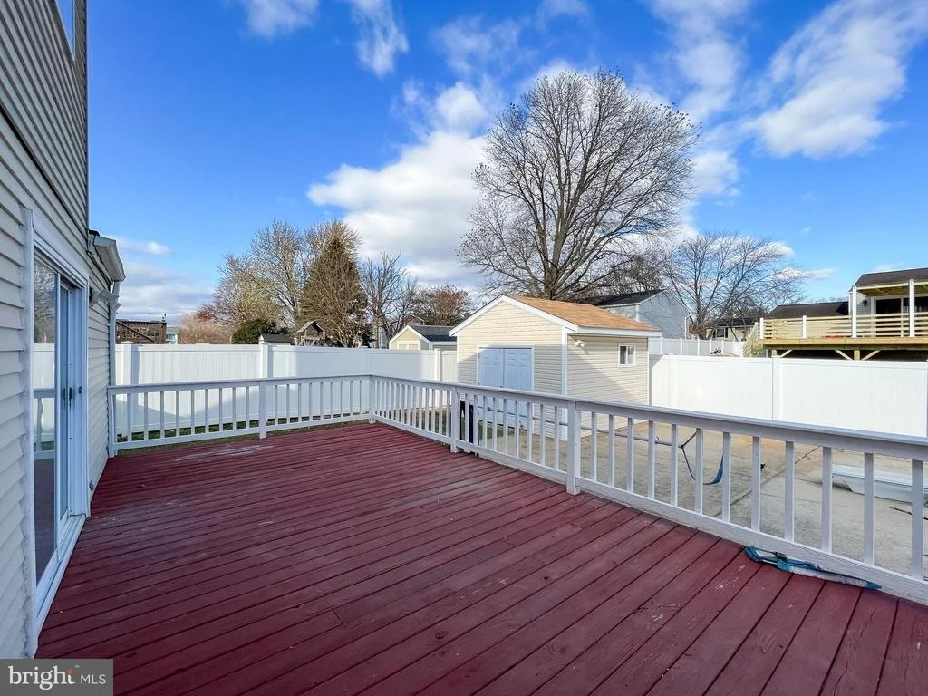 Photo of 1800 LAWNVIEW DRIVE