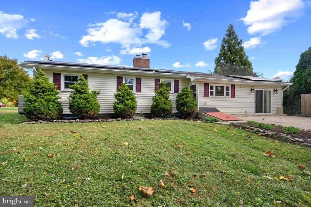 Photo of 19724 MEREDITH DRIVE