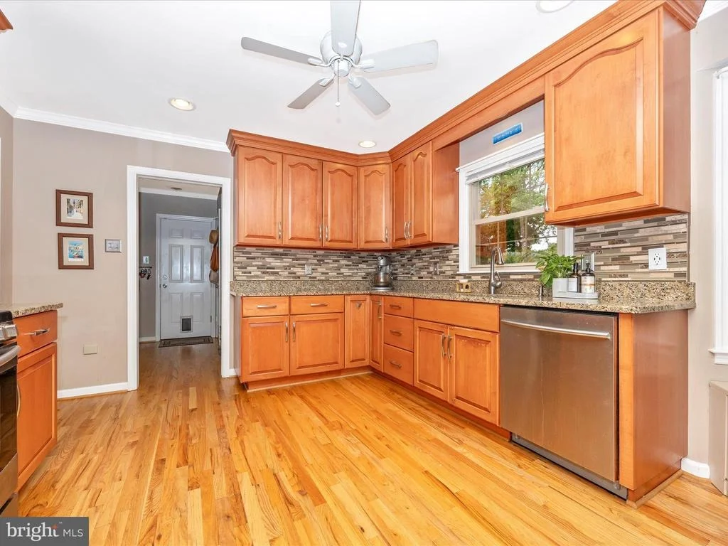 Photo of 201 CRESTVIEW COURT