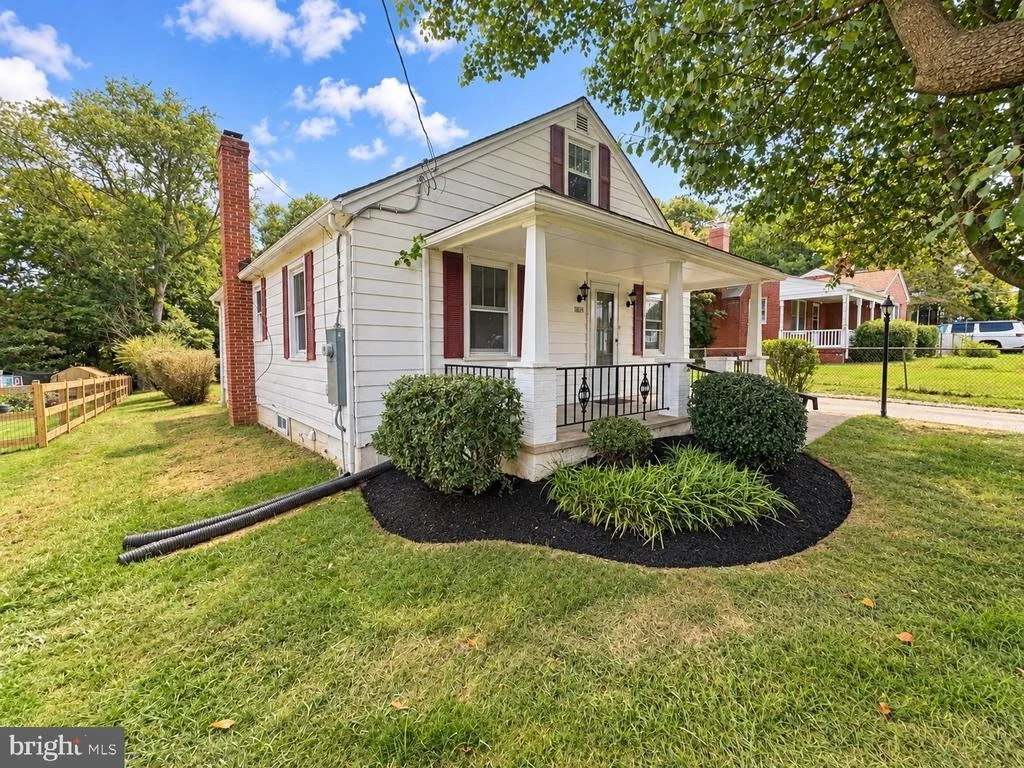 Photo of 8921 YELLOW SPRINGS ROAD