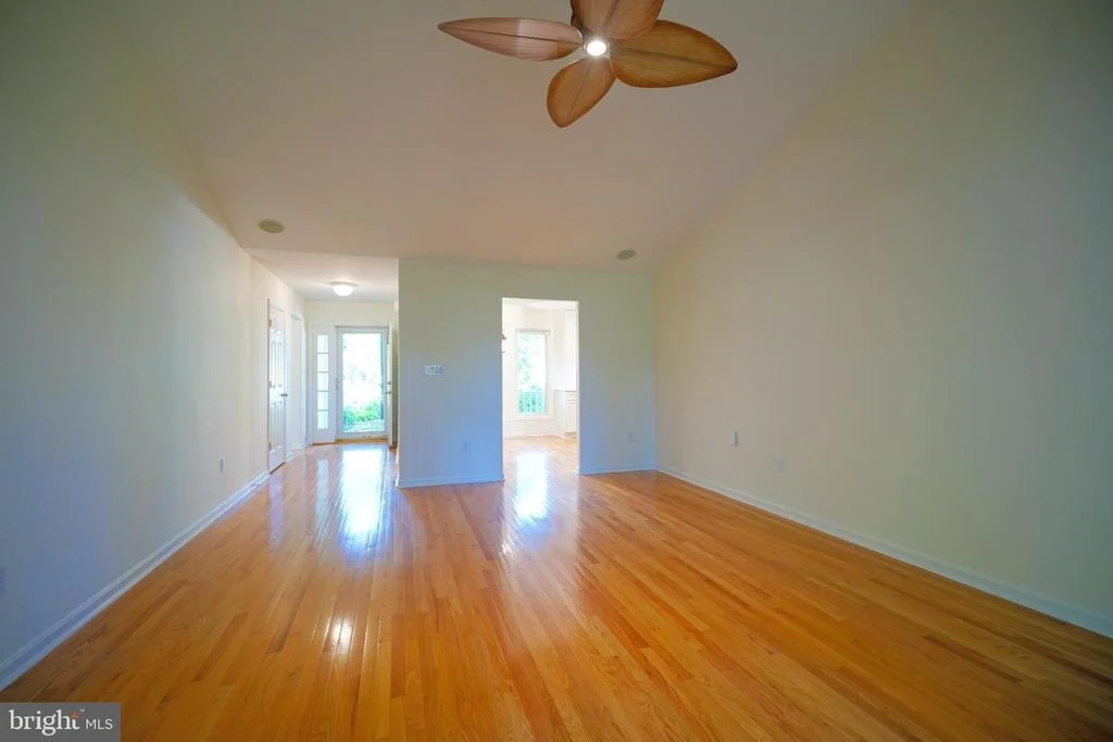 Photo of 72 GAINSBOROUGH DRIVE