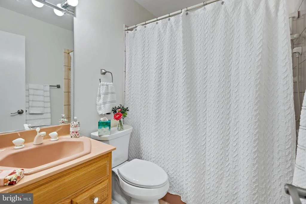 Photo of 604 KENBROOK DRIVE