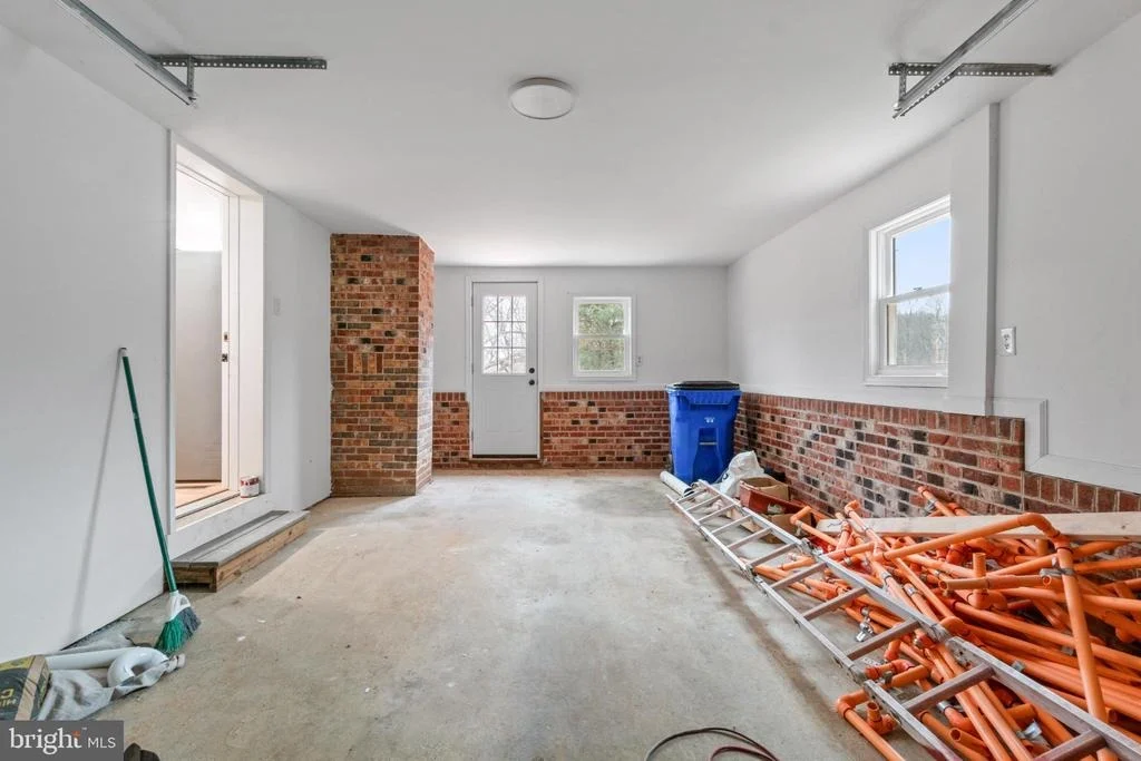 Photo of 6411 FULMER ROAD