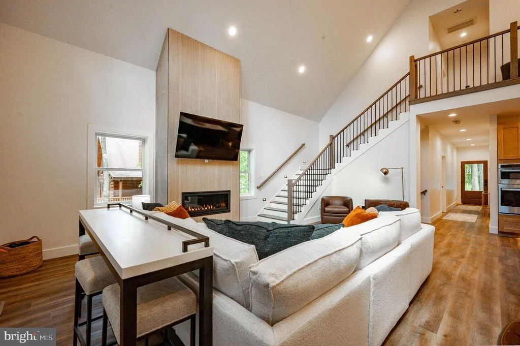 Photo of 49 GREENSTONE WAY