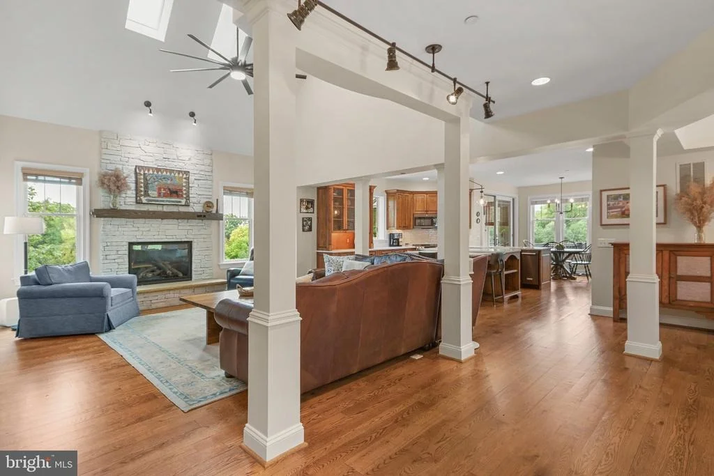 Photo of 8812 YELLOW SPRINGS ROAD