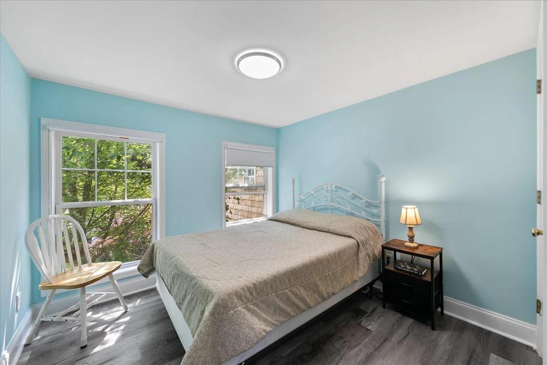 Photo of 16 DELAWARE AVENUE