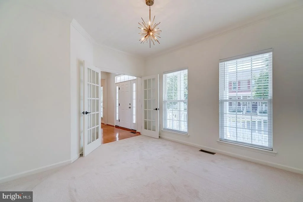 Photo of 327 CARLTON DRIVE