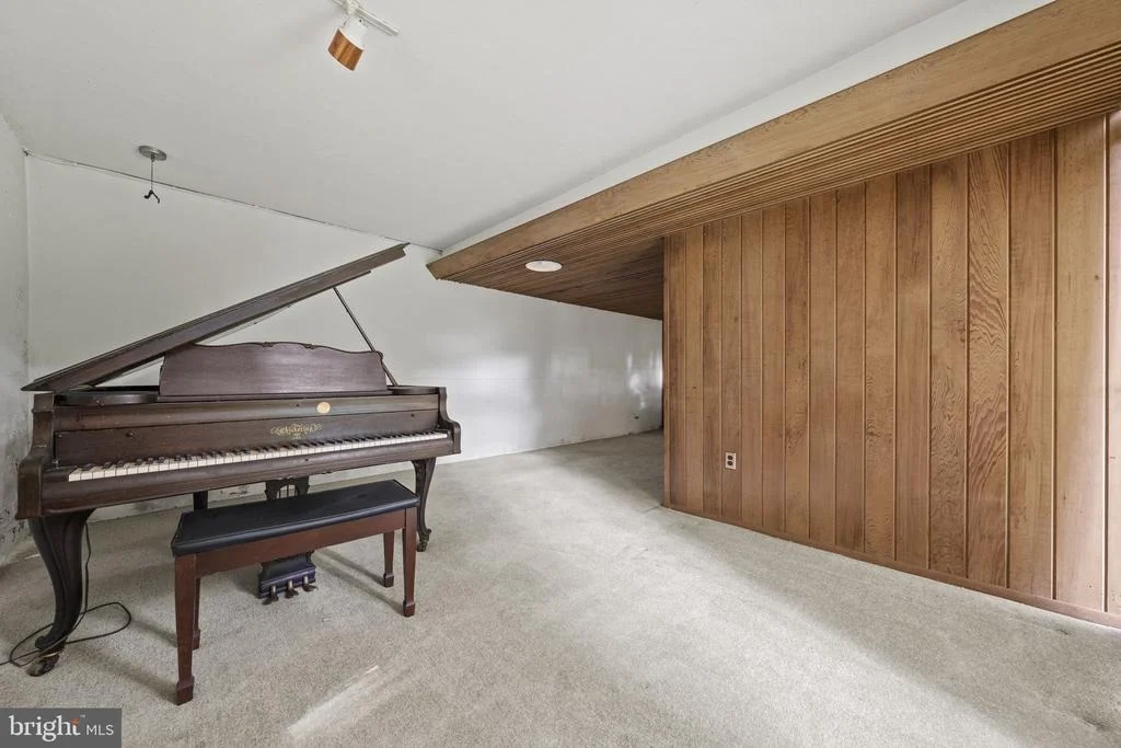 Photo of 2 BUTTONWOOD LANE