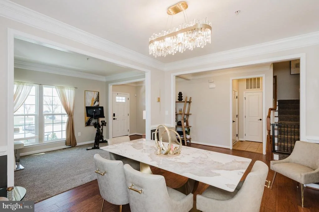Photo of 744 FALCON LANE