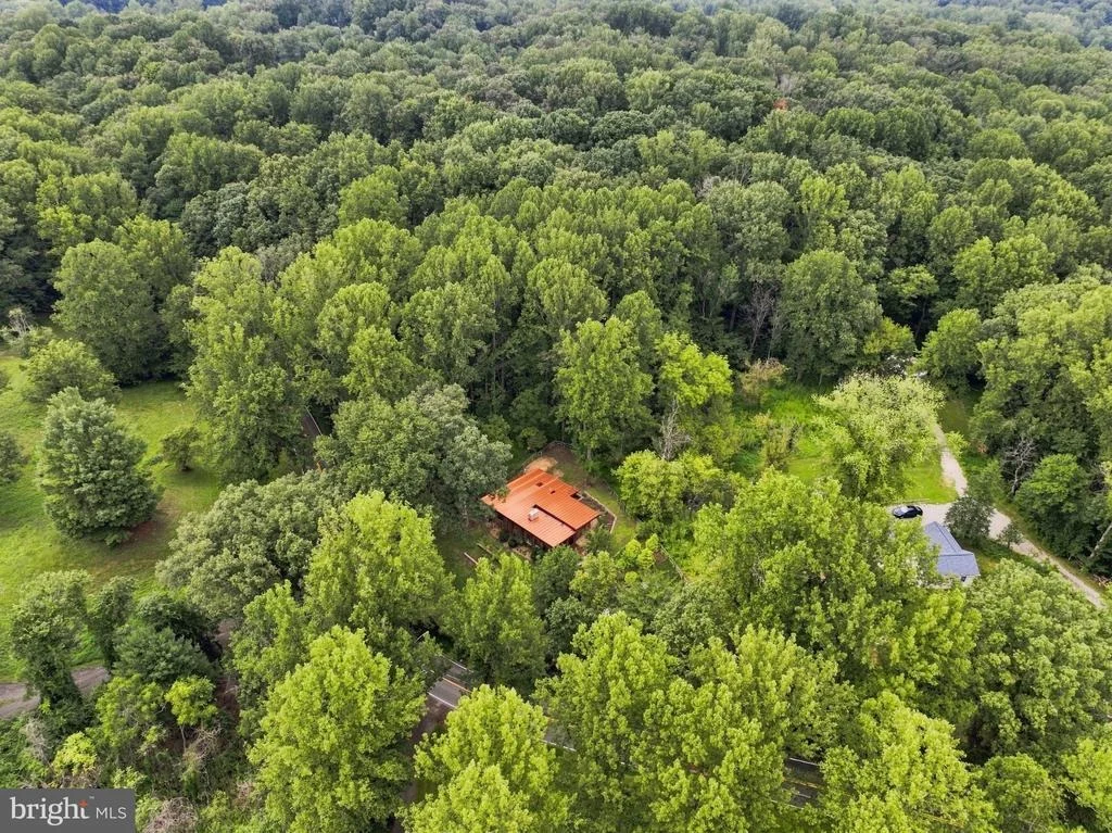 Photo of 7221 CLIFTON ROAD