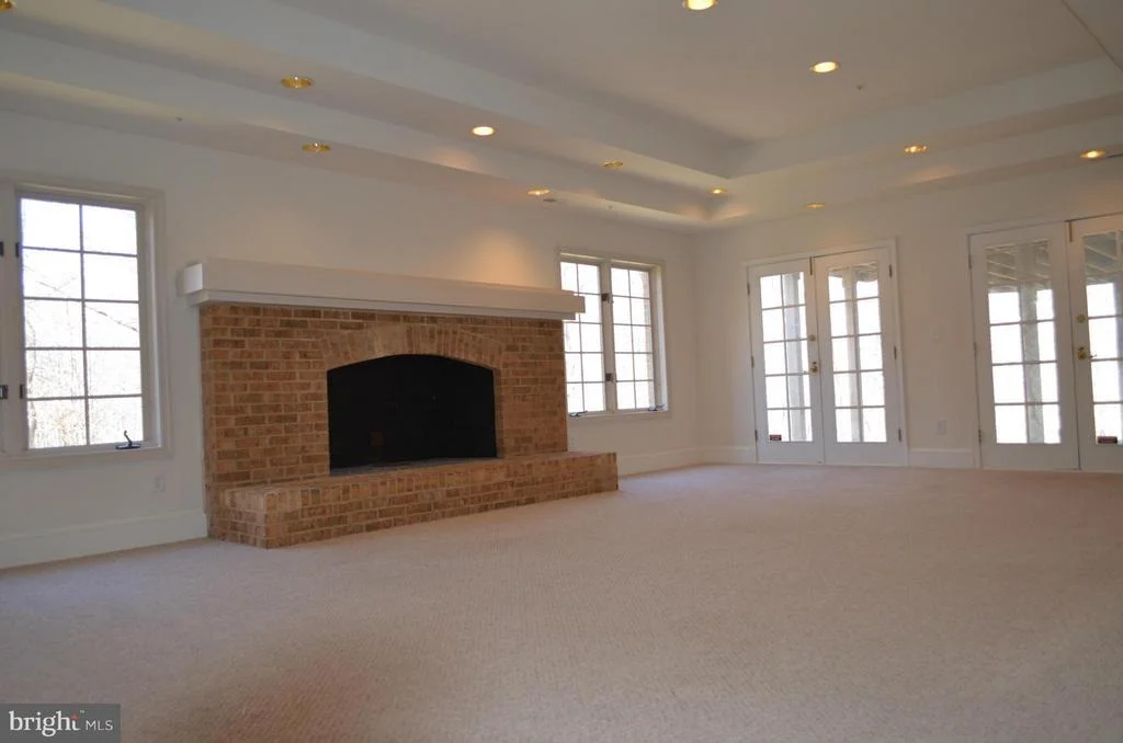 Photo of 812 GREAT CUMBERLAND ROAD