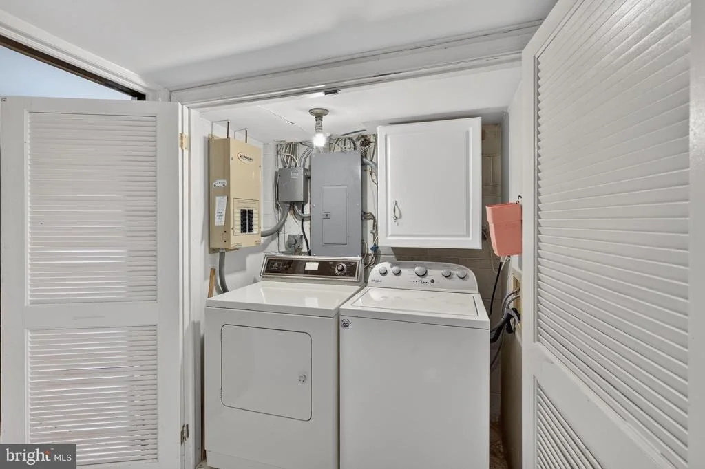 Photo of 10600 GREENACRES DRIVE