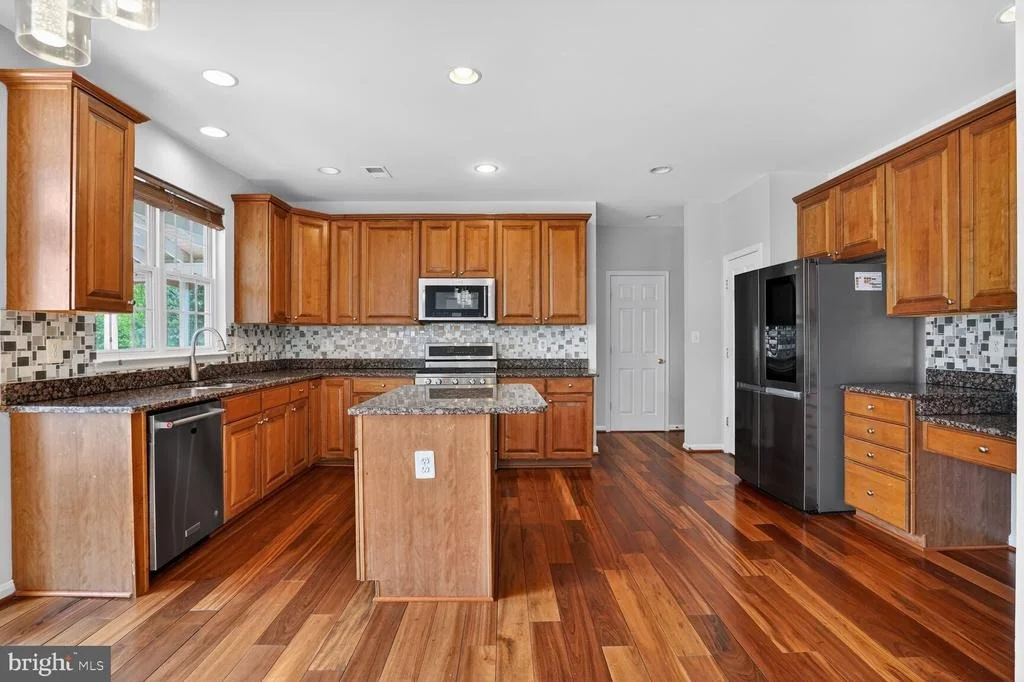 Photo of 25845 SPRING FARM CIRCLE