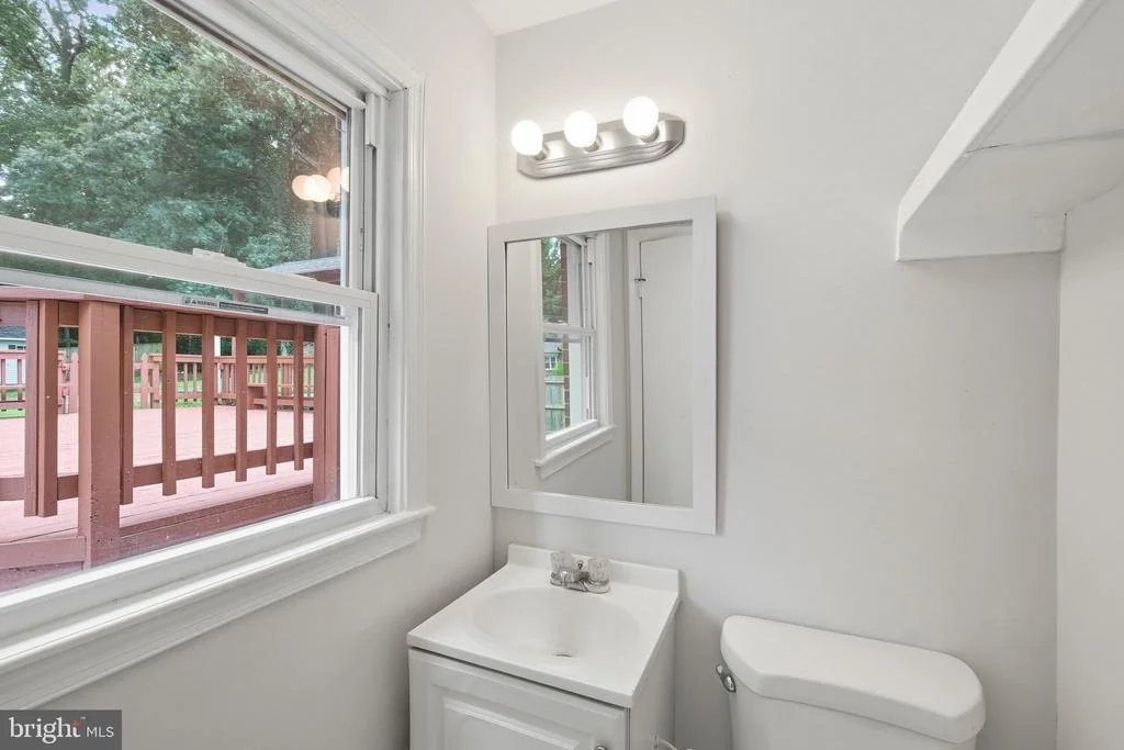 Photo of 2704 WELLER ROAD
