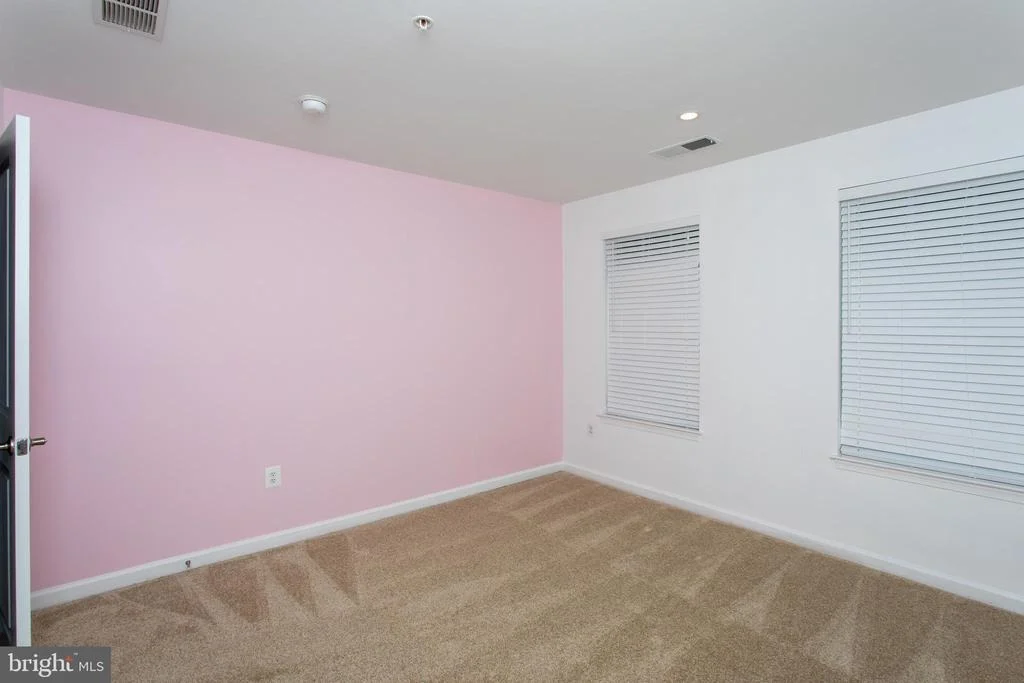 Photo of 500 STANWICH TERRACE