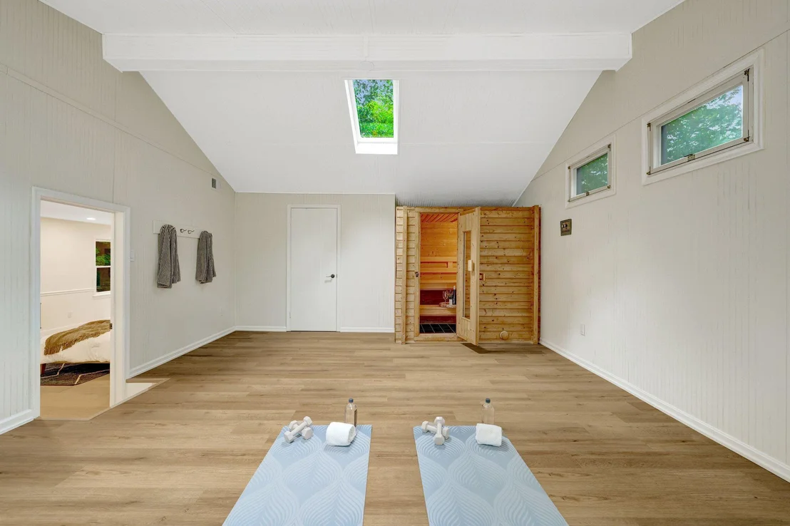 Photo of 1132 SPRINGVALE ROAD