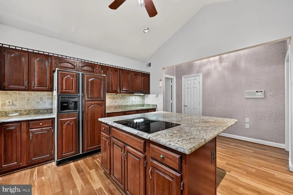 Photo of 900 MALVERN HILL DRIVE