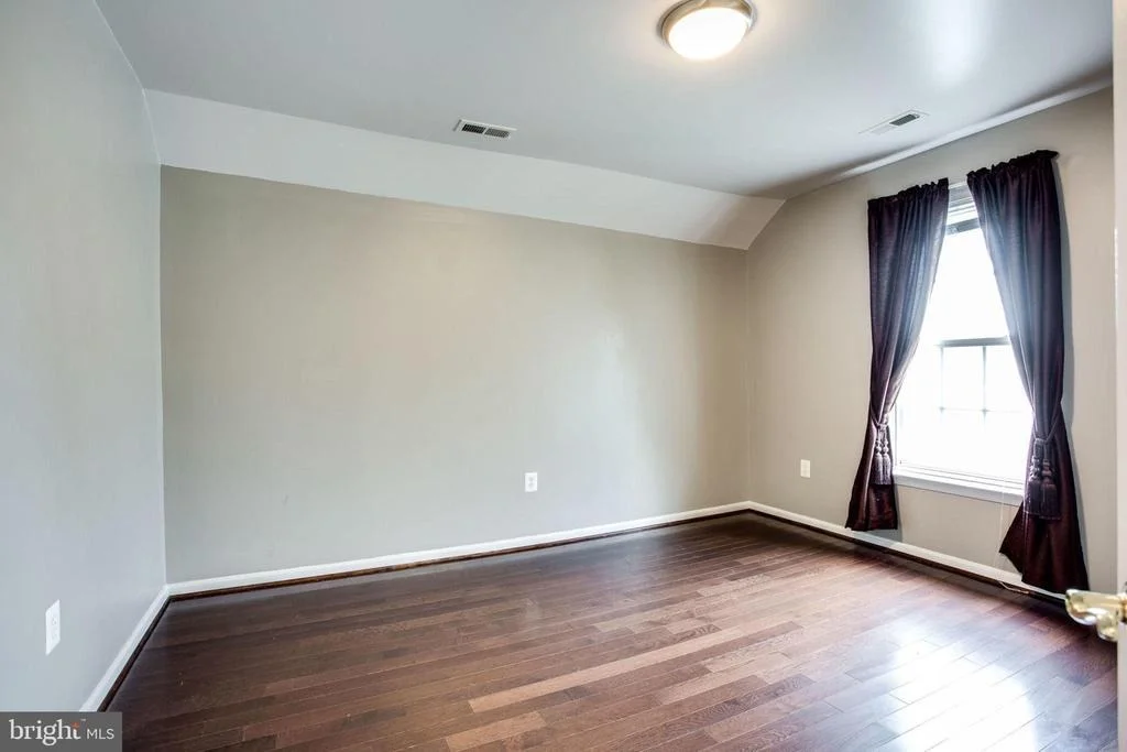Photo of 9209 RAINBOW FALLS DRIVE