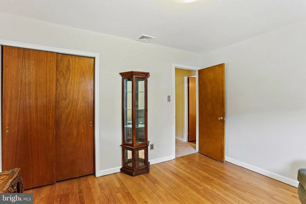 Photo of 7214 EARL DRIVE
