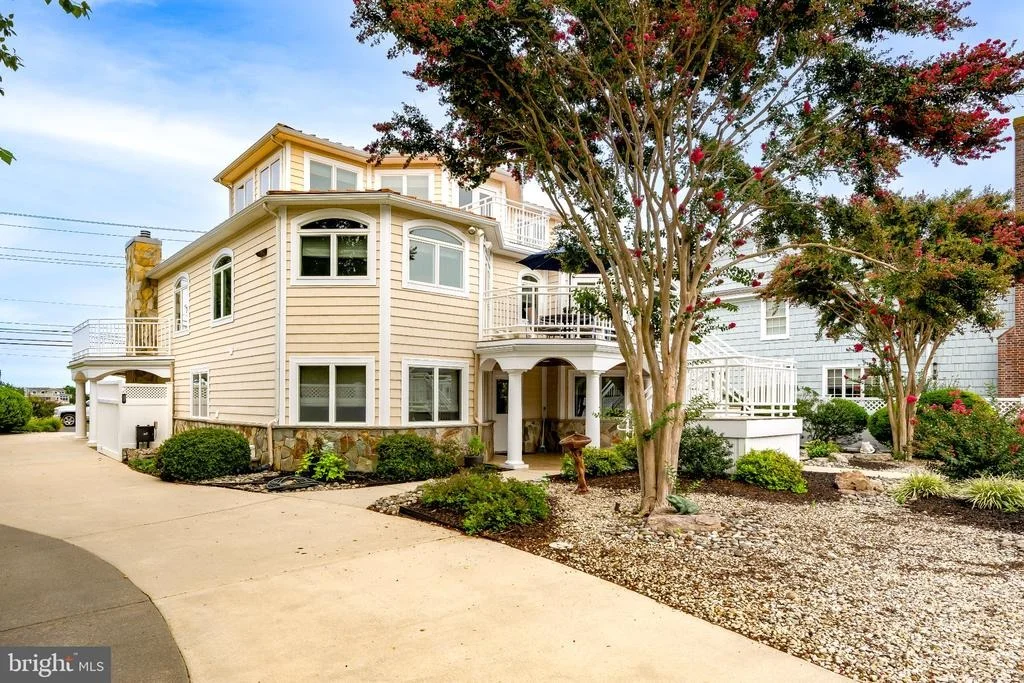 Photo of 632 PILOTTOWN ROAD
