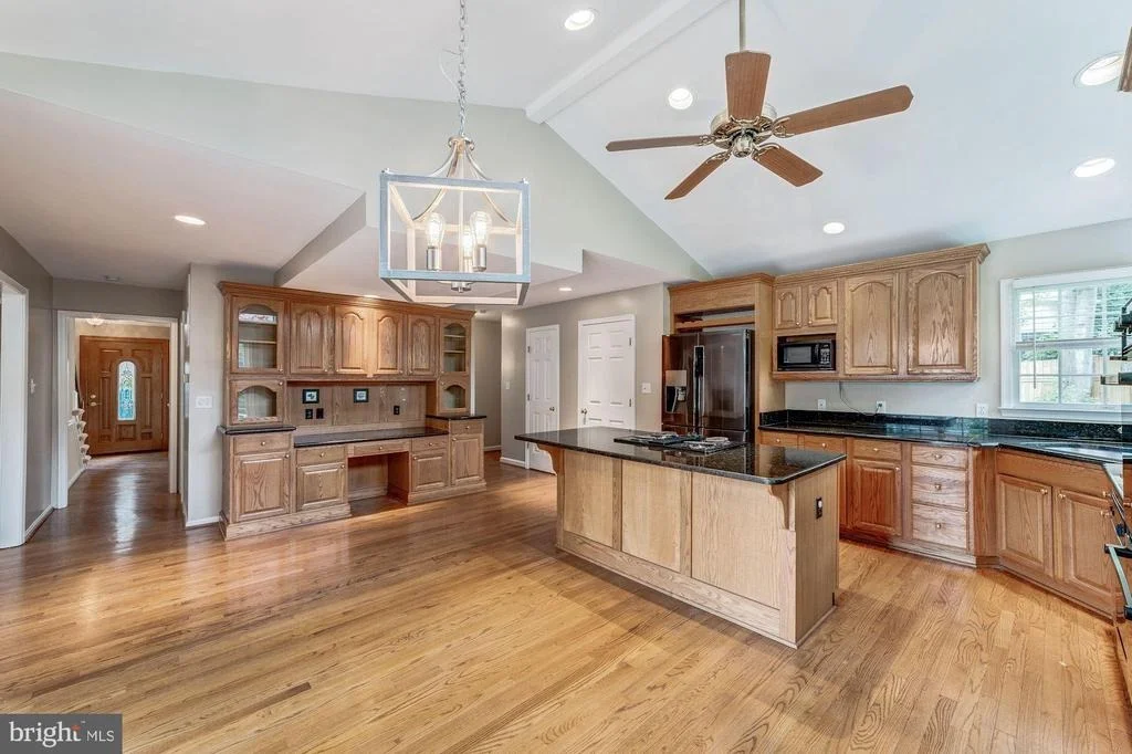 Photo of 5111 KING DAVID BOULEVARD