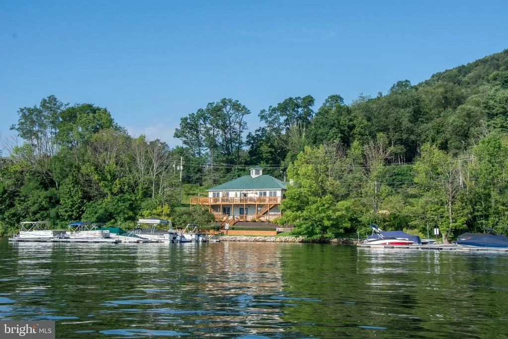 Photo of 248 TARN DRIVE