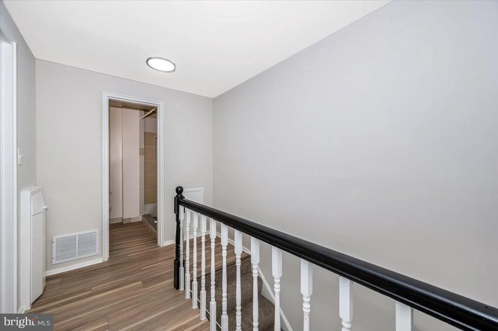 Photo of 3407 FLORAL STREET