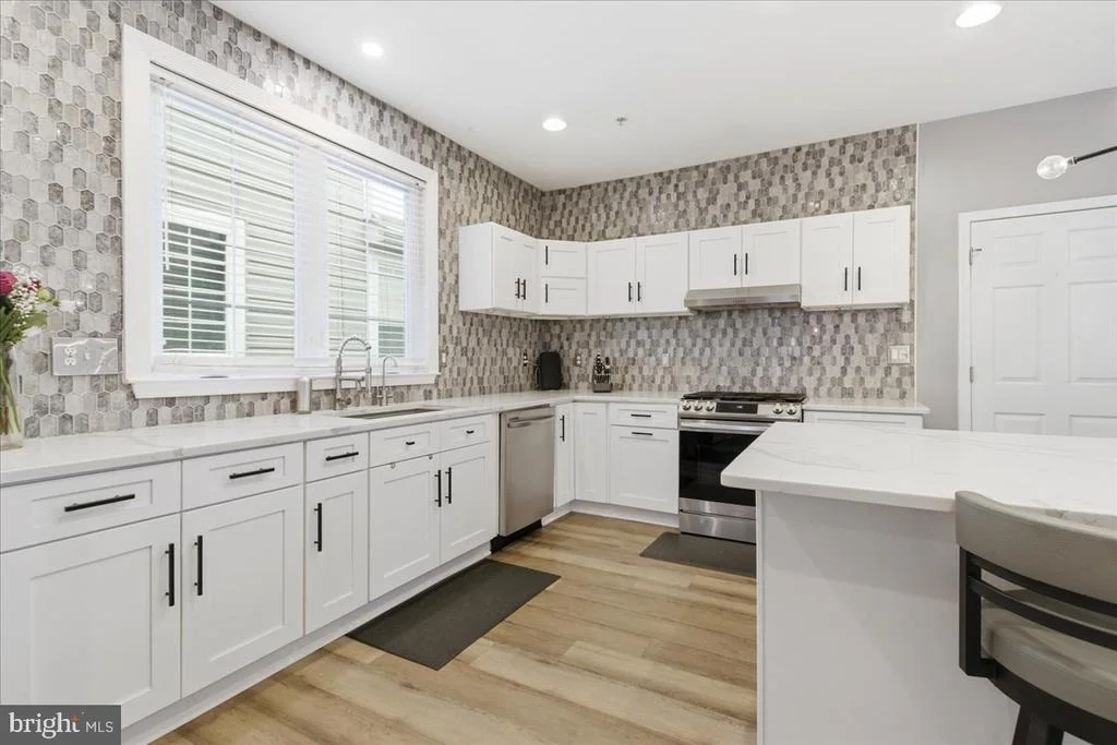 Photo of 2212 SAINT JOSEPHS DRIVE
