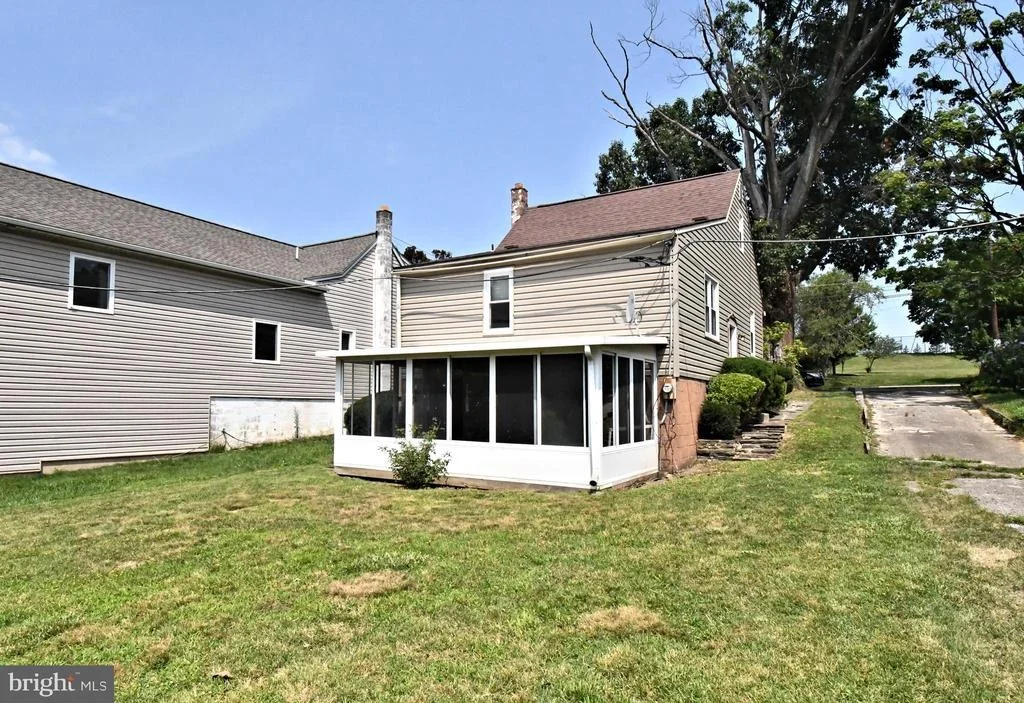 Photo of 889 OLD LANCASTER ROAD