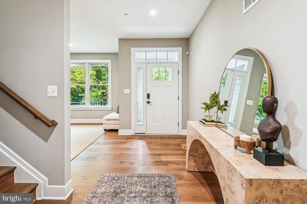 Photo of 1603 WINCHESTER ROAD