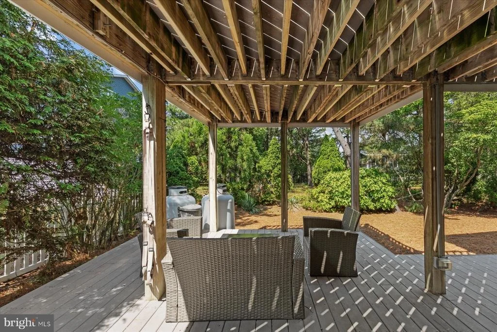 Photo of 39 DUNE ROAD