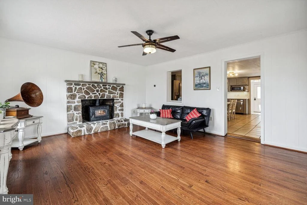 Photo of 6155 KING ROAD