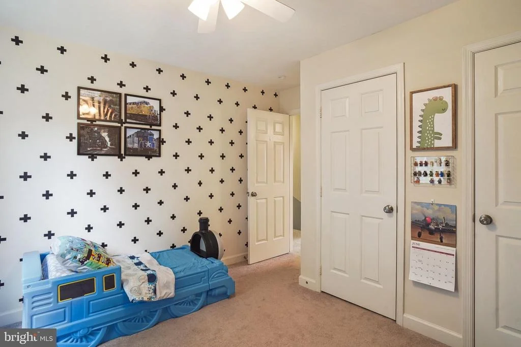 Photo of 5230 KINGSBROOK DRIVE