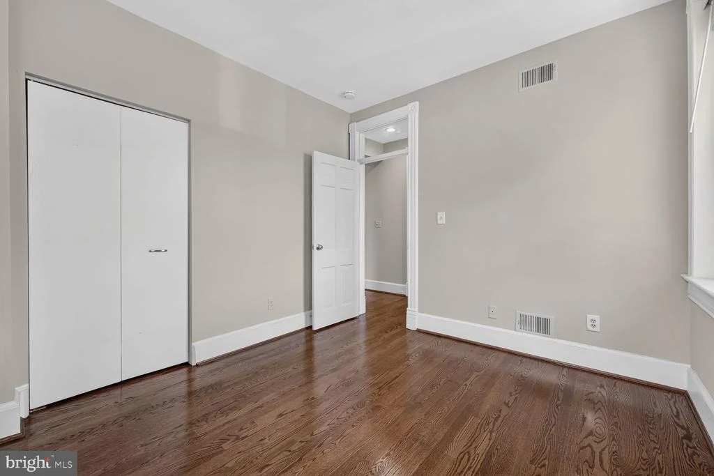 Photo of 509 3RD STREET NE