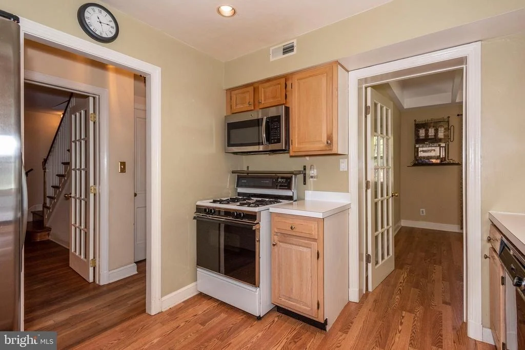 Photo of 1517 FOREST GLEN ROAD