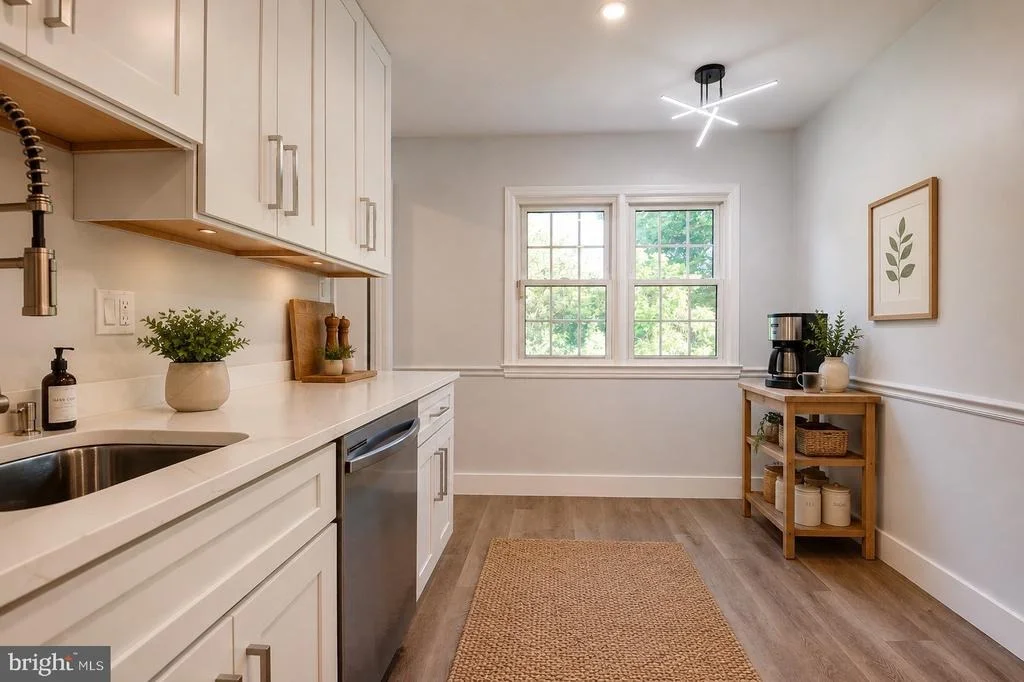 Photo of 413 HARDING COURT