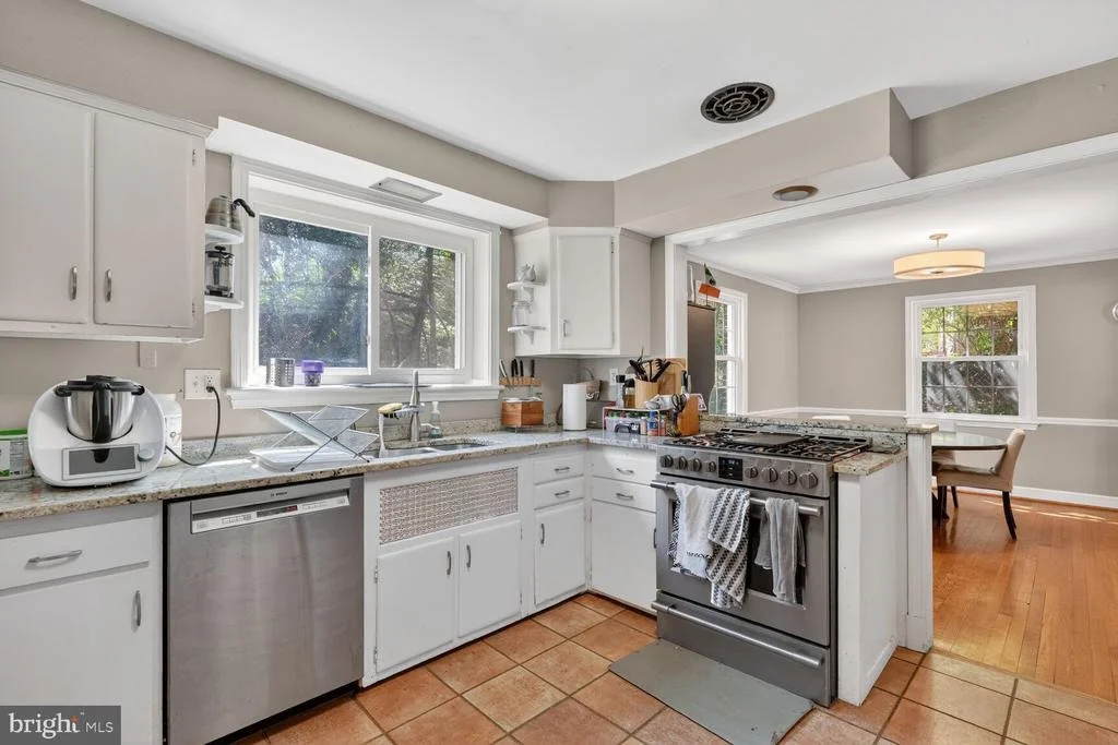 Photo of 7215 ROLLINGWOOD DRIVE