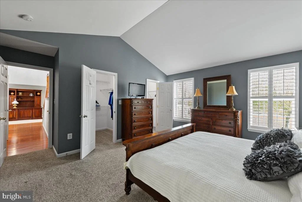 Photo of 17124 MAGIC MOUNTAIN DRIVE