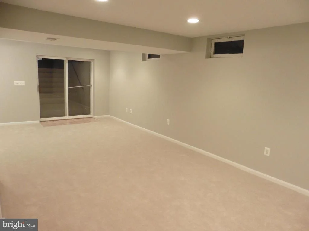 Photo of 9237 STEPHANIE STREET