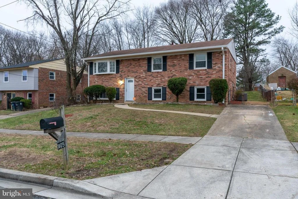 Photo of 7405 WALKER MILL ROAD