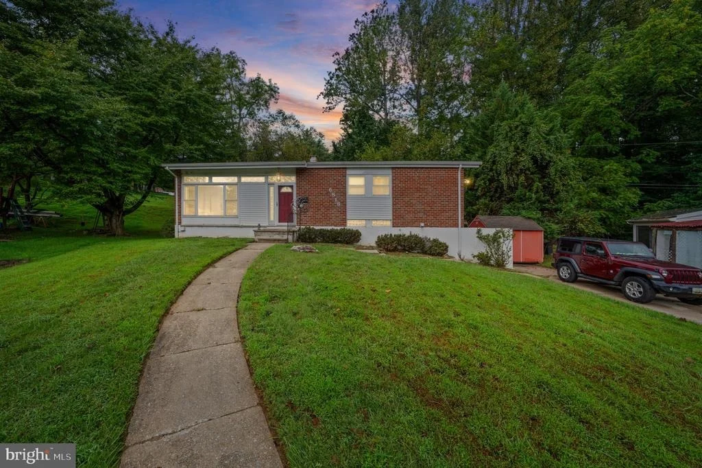 Photo of 6816 TIMBERLANE ROAD